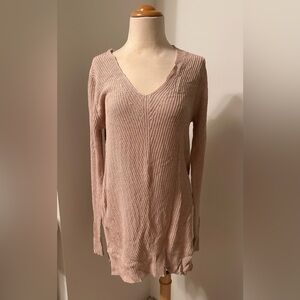 Old Navy Women's V-Neck Sweater - Light Pink/Cream Color